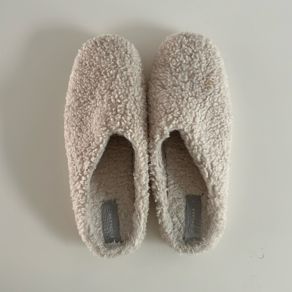 Everlane Size 7 Sherpa Slippers